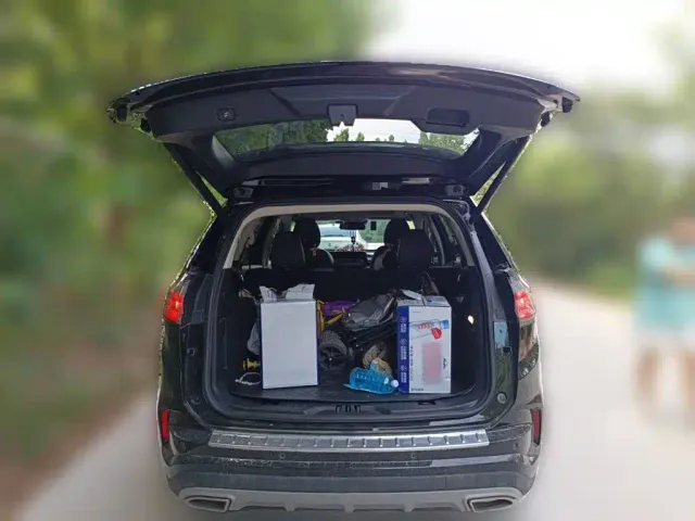 Ford Edge — Фото автомобиля 9