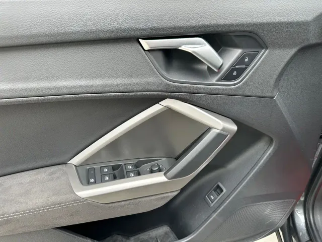 Audi Q3 — Фото автомобиля 17