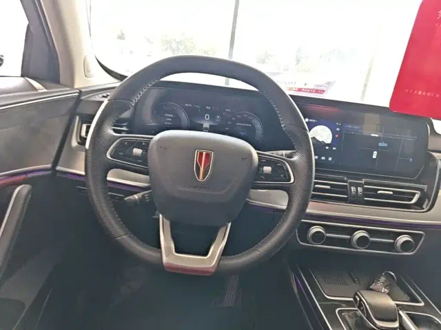 Hongqi HS5 — Фото автомобиля 10