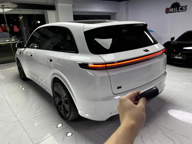 Li Auto L7 — Фото автомобиля 3