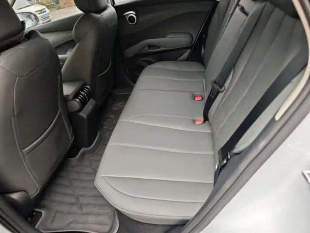 BYD Yuan PLUS — Фото автомобиля 16