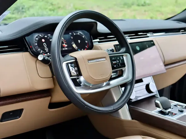 Land Rover Range Rover — Фото автомобиля 10