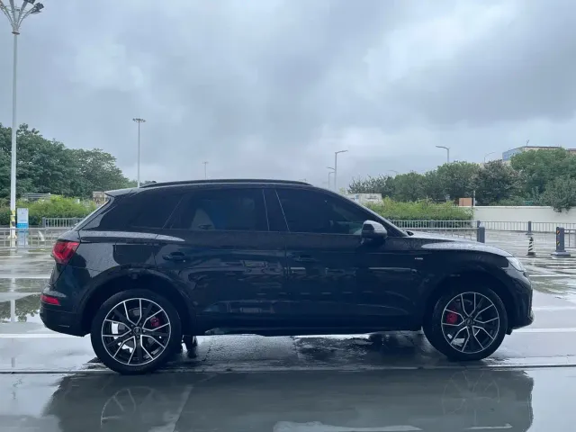 Audi Q5L — Фото автомобиля 24