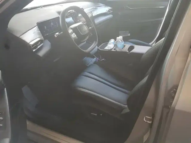 Dongfeng Fengshen L7 — Фото автомобиля 9