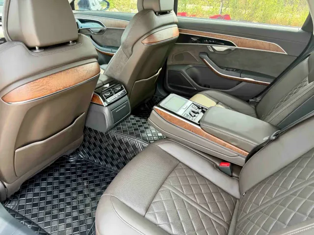 Audi A8 — Фото автомобиля 8
