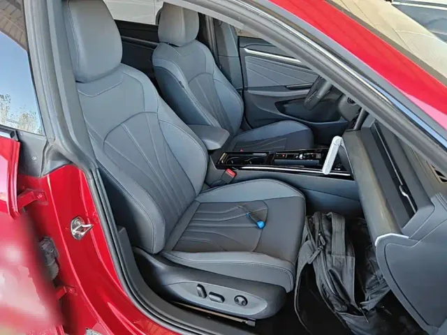 Volkswagen Lamando — Фото автомобиля 24