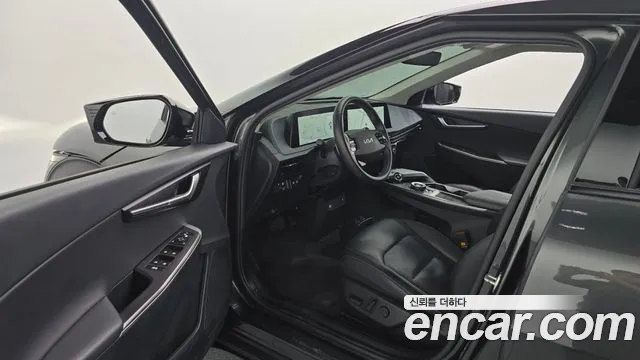 Kia EV6 — Фото автомобиля 15