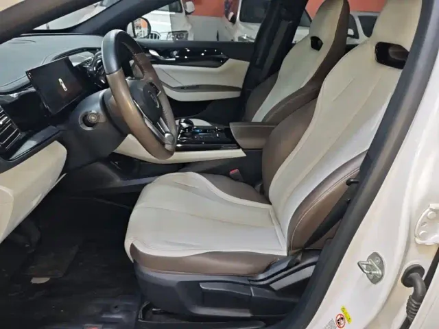 BYD Qin PLUS — Фото автомобиля 14
