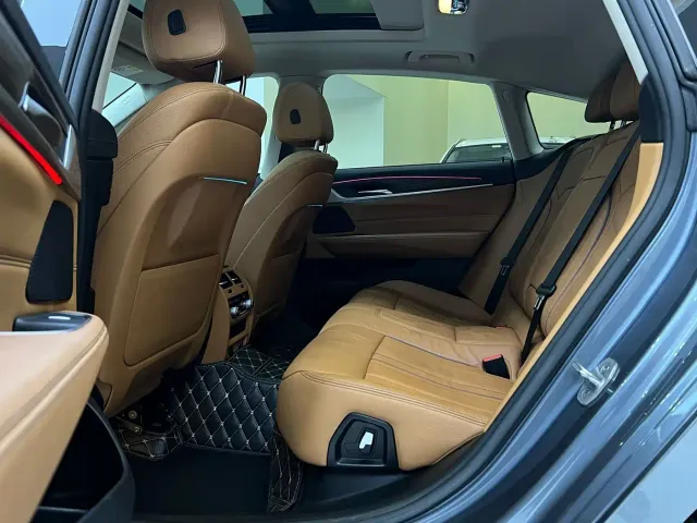 BMW 6 Series Gran Turismo — Фото автомобиля 13