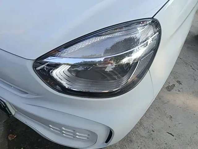Roewe Clever — Фото автомобиля 23