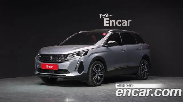 Фотография автомобиля — Peugeot 5008 1.2 Pure Tech GT