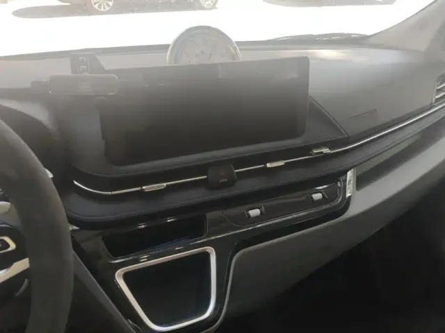 Maxus Xintu V90 — Фото автомобиля 13