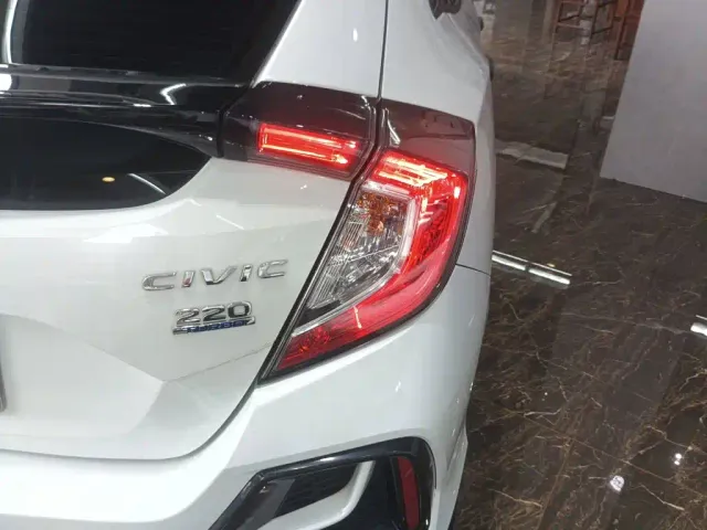 Honda Civic — Фото автомобиля 23