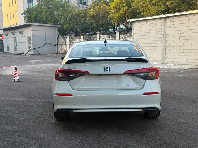 Honda Civic — Фото автомобиля 11