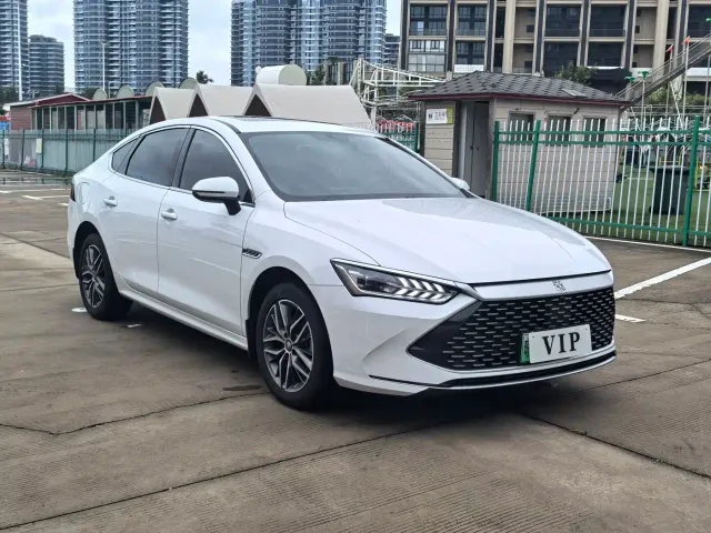 BYD Qin PLUS — Фото автомобиля 4