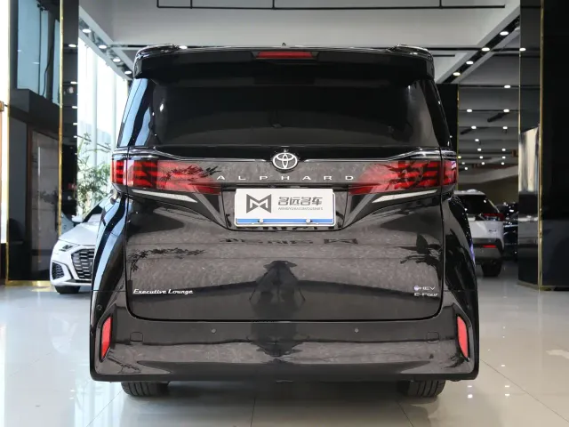 Toyota Alphard — Фото автомобиля 22