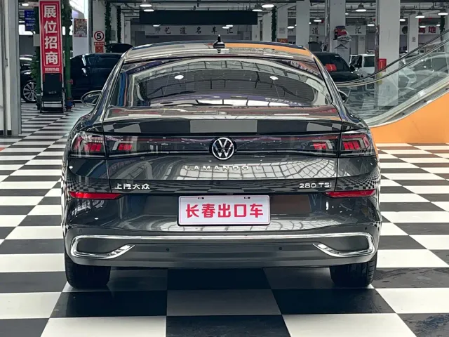 Volkswagen Lamando — Фото автомобиля 4