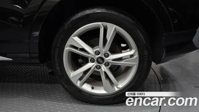 Audi Q3 35 TDI Premium Sportback — Фото автомобиля 13
