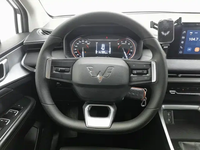 Wuling Jiachen — Фото автомобиля 11