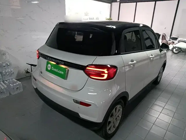 Leapmotor T03 — Фото автомобиля 6