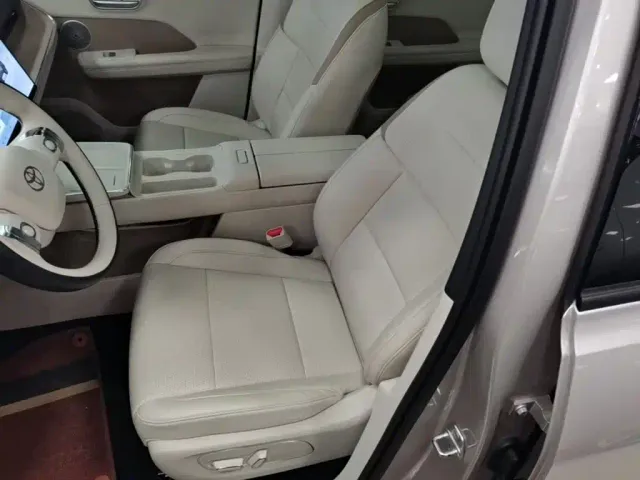 Toyota BoZhi 3X — Фото автомобиля 14