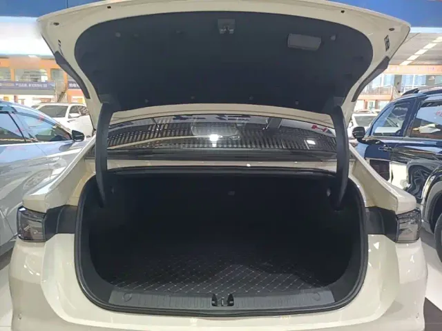 BYD Seal 06 — Фото автомобиля 18