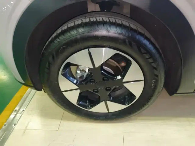 Geely Starry Wish — Фото автомобиля 22