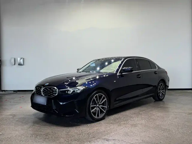 Фотография автомобиля — BMW 3 Series