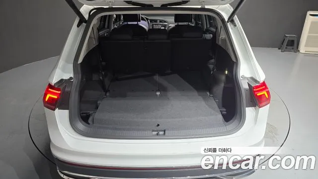 Volkswagen Tiguan — Фото автомобиля 14