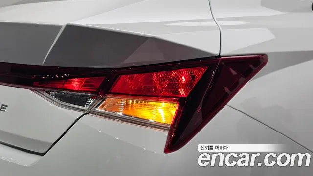 Hyundai Avante CN7 — Фото автомобиля 23