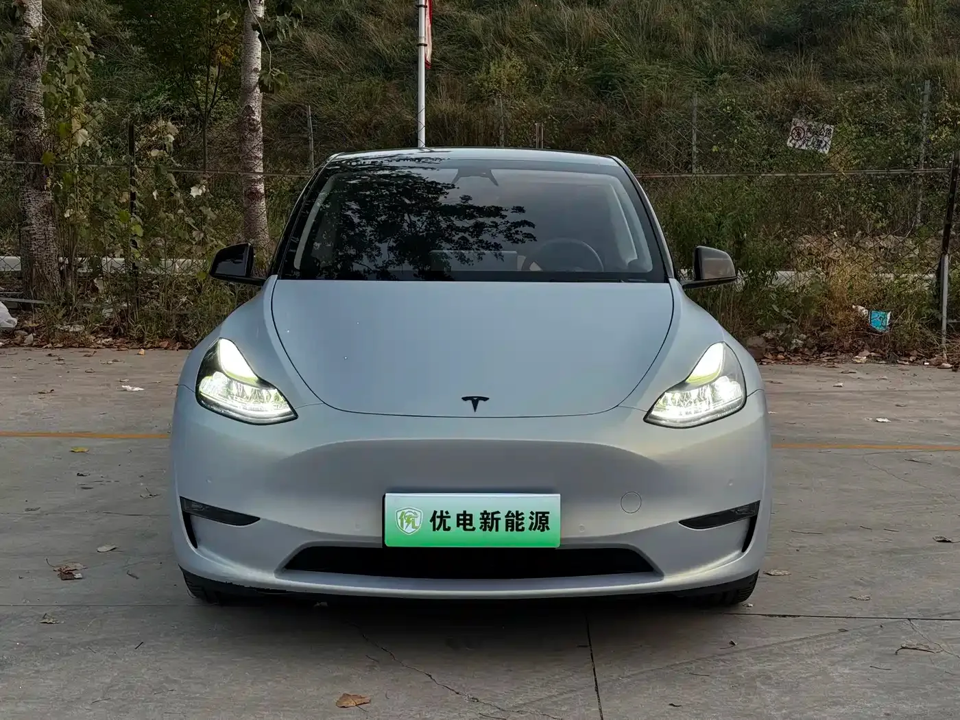 Tesla Model Y 2023 Long Range All-Wheel Drive Edition — Фото автомобиля 5