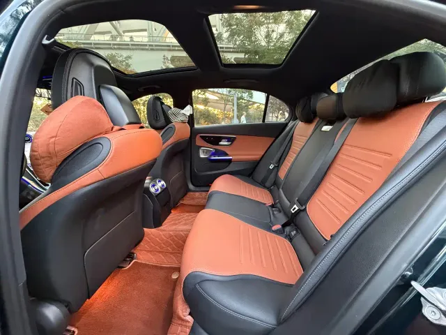 Mercedes-Benz C-Class — Фото автомобиля 11