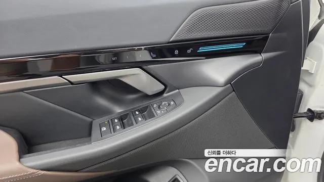 BMW 5 Series G60 — Фото автомобиля 28
