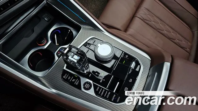 BMW X6 xDrive40i M Sport — Фото автомобиля 9