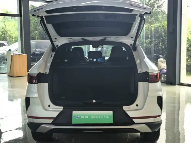 BYD Song PLUS — Фото автомобиля 13