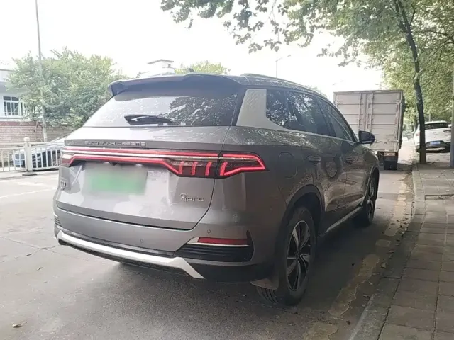 BYD Song Pro — Фото автомобиля 6