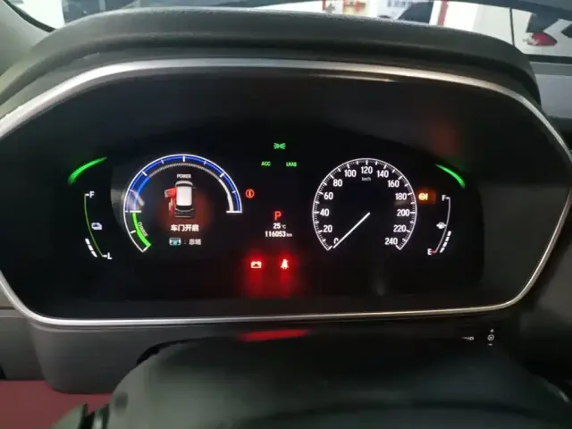 Honda Elysion — Фото автомобиля 11