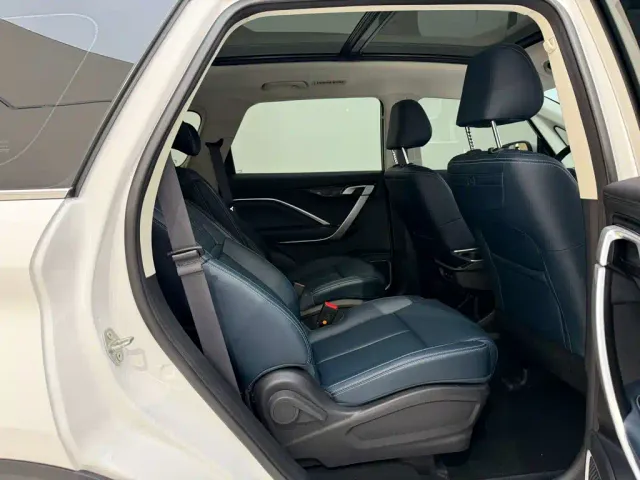 Geely Jiaji — Фото автомобиля 21