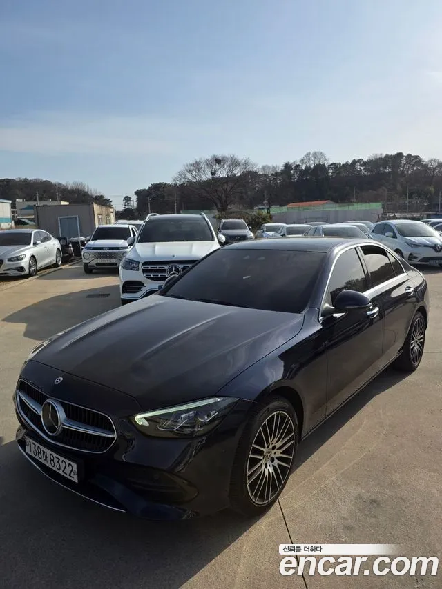 Mercedes-Benz C-Class — Фото автомобиля 2