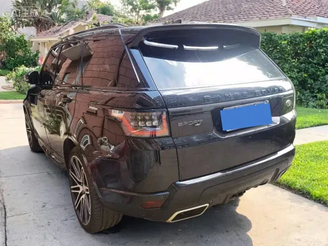 Land Rover Range Rover Sport — Фото автомобиля 6