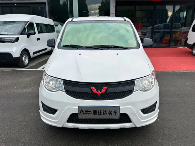 Wuling Hongguang — Фото автомобиля 2