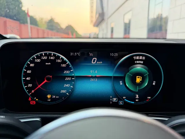 Mercedes-Benz GLB-Class — Фото автомобиля 9