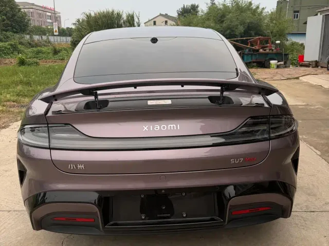 Xiaomi SU7 — Фото автомобиля 4