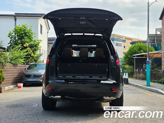 Land Rover Discovery — Фото автомобиля 11