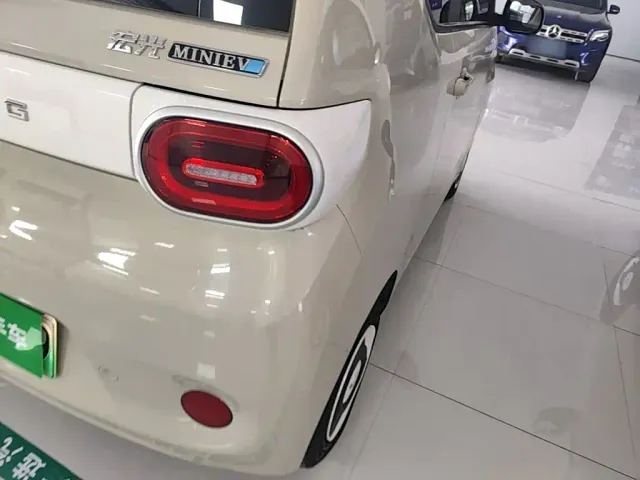 Wuling Hongguang Mini EV — Фото автомобиля 7