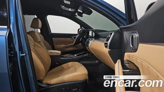 Kia Sorento Sorento 4-е поколение Бензин 2.5T 2WD — Фото автомобиля 10