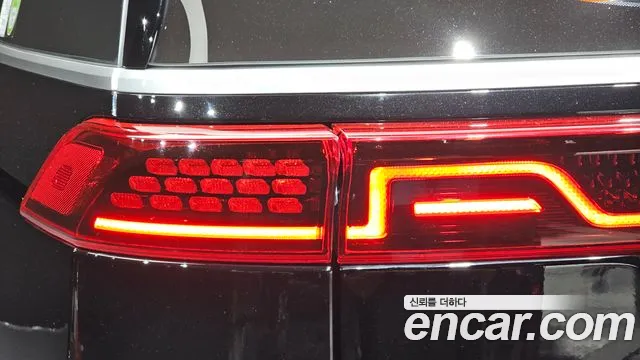 Kia Canival Carnival 4 поколение 9 мест Prestige — Фото автомобиля 23