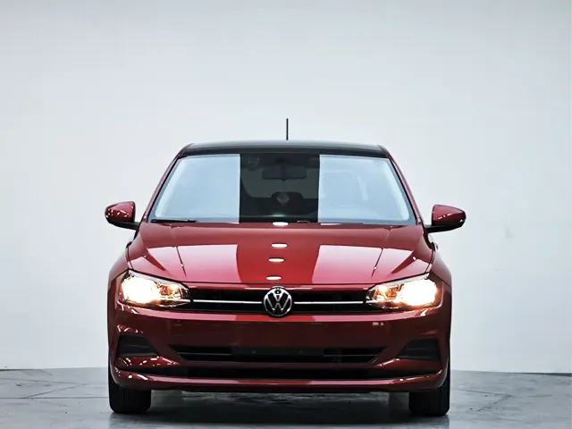 Volkswagen Polo — Фото автомобиля 3