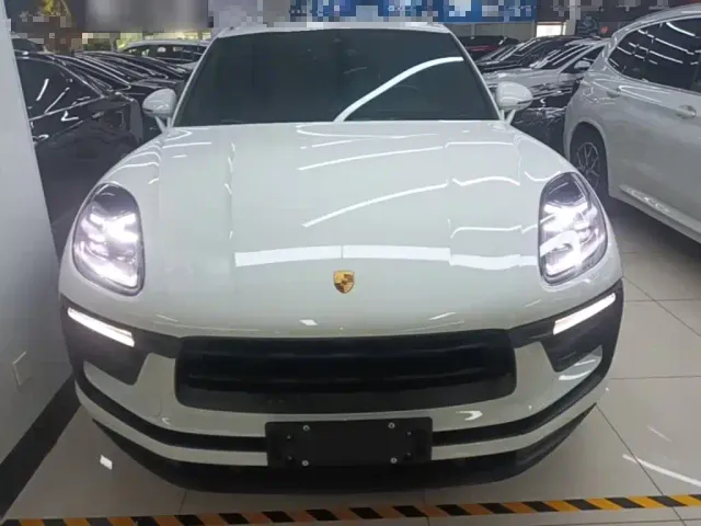 Porsche Macan — Фото автомобиля 2