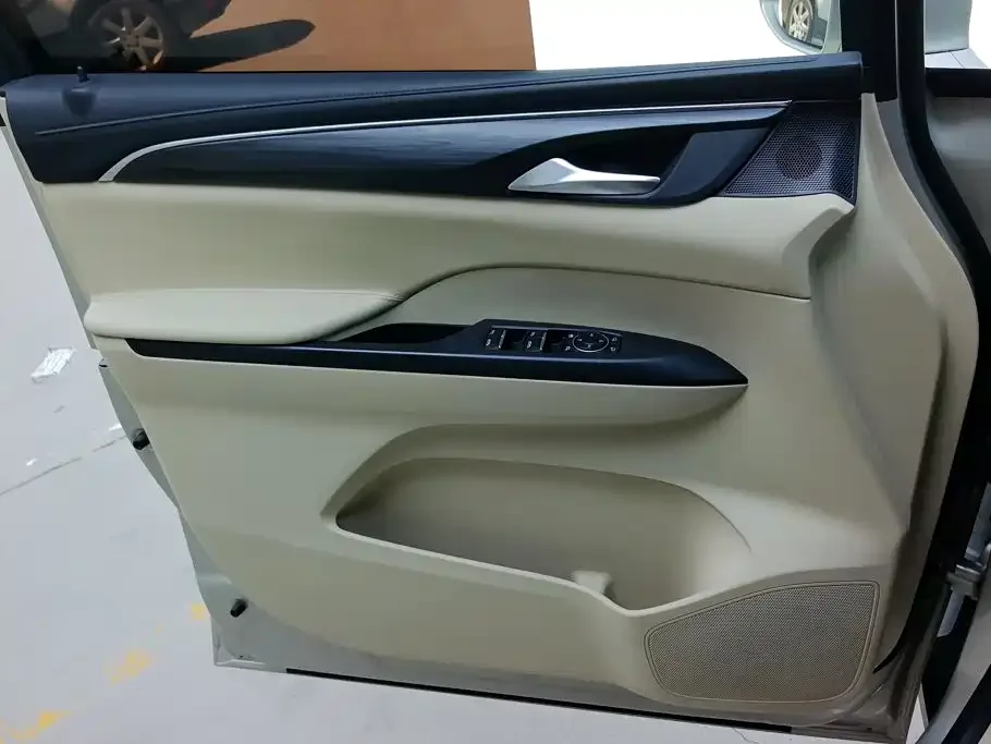 Buick Buick GL8 2023 ES Landmaster Exclusive — Фото автомобиля 7